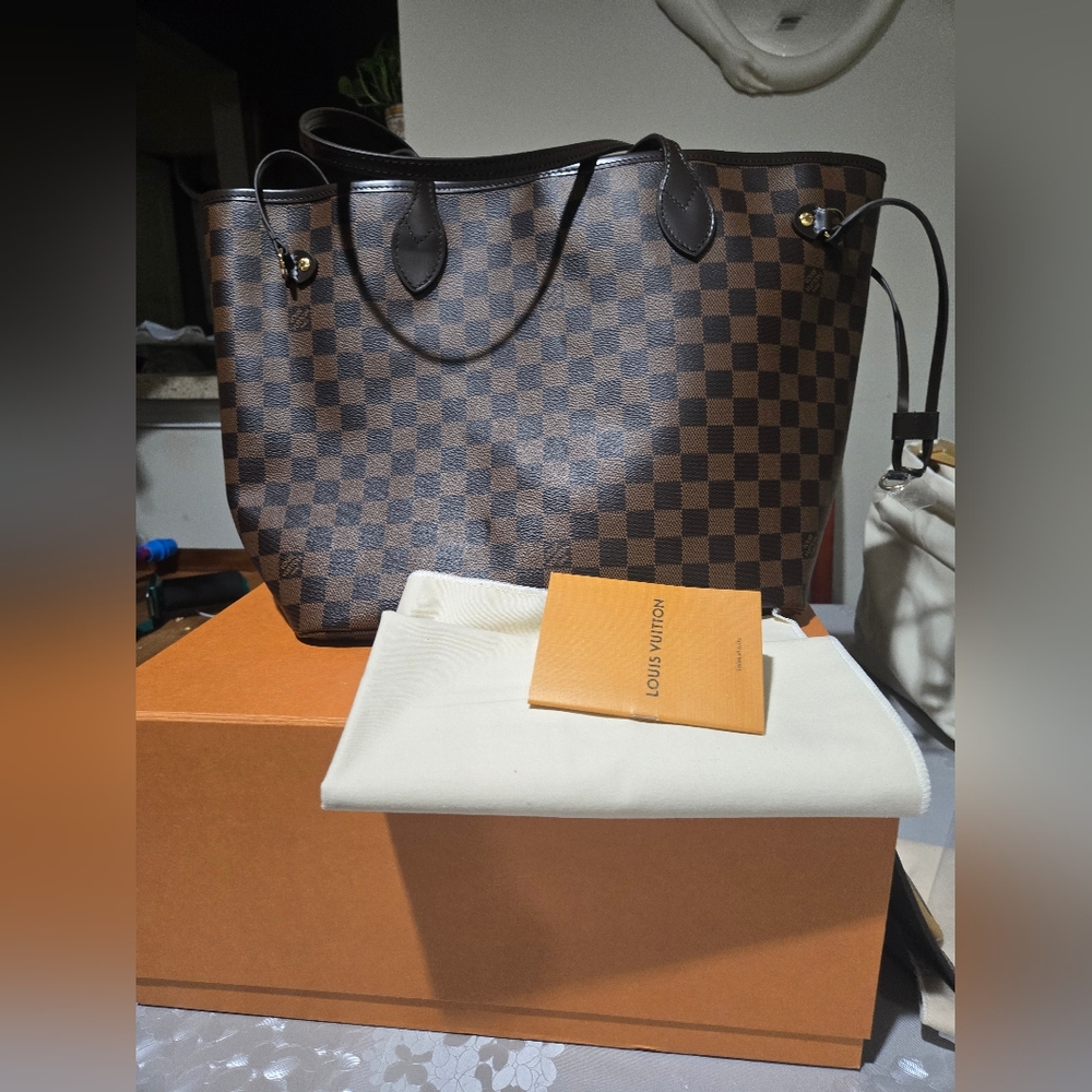 Louis Vuitton Brown Checkered Women's Bag